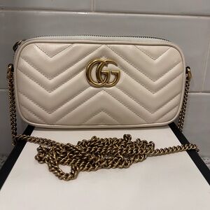 Gucci wallet on chain mini